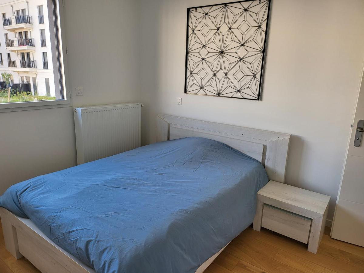 Superbe Appartement A 3Min A Pieds De La Gare Chessy  Luaran gambar